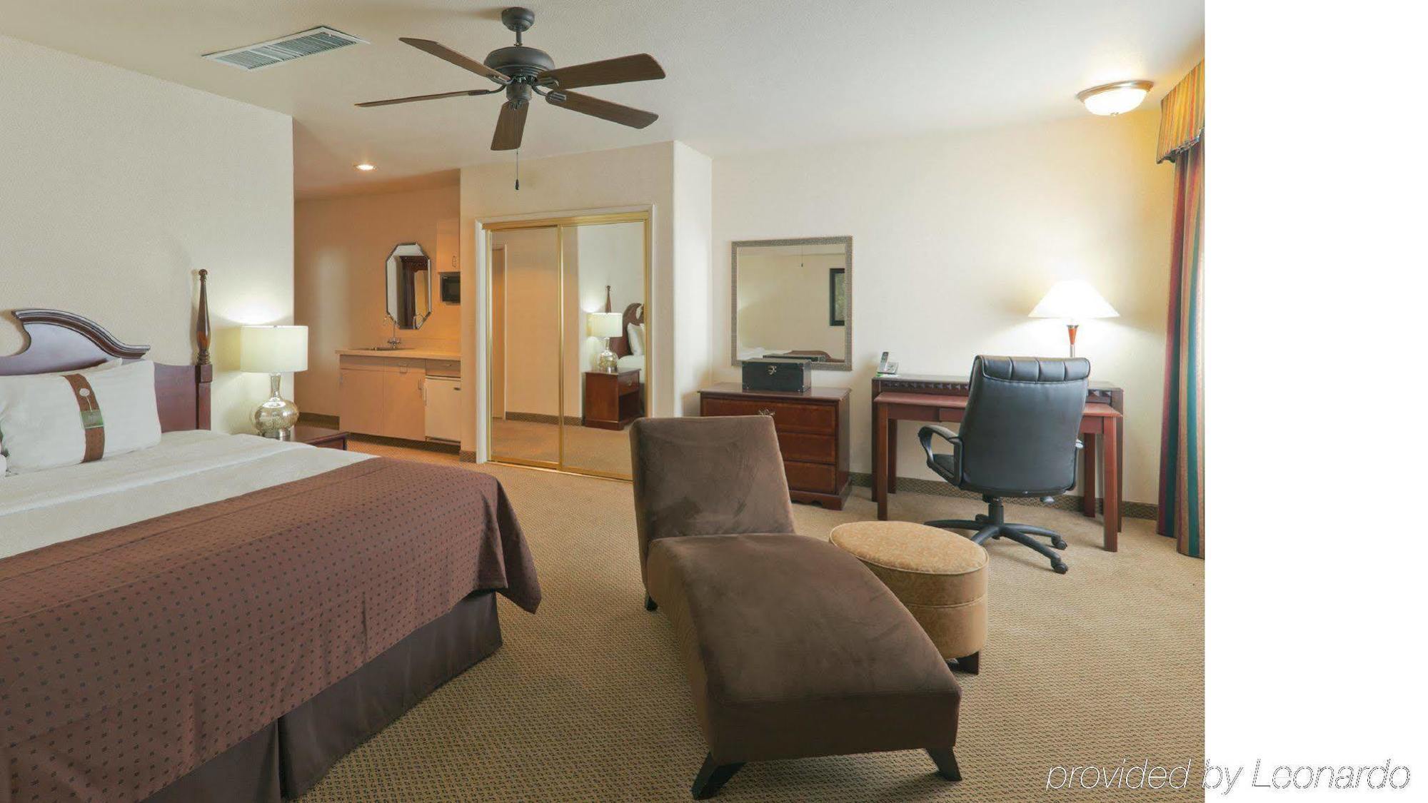 Holiday Inn Selma - Swancourt Exterior foto